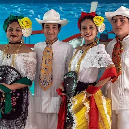 Hotel Esmeralda タンピコ エクステリア 写真