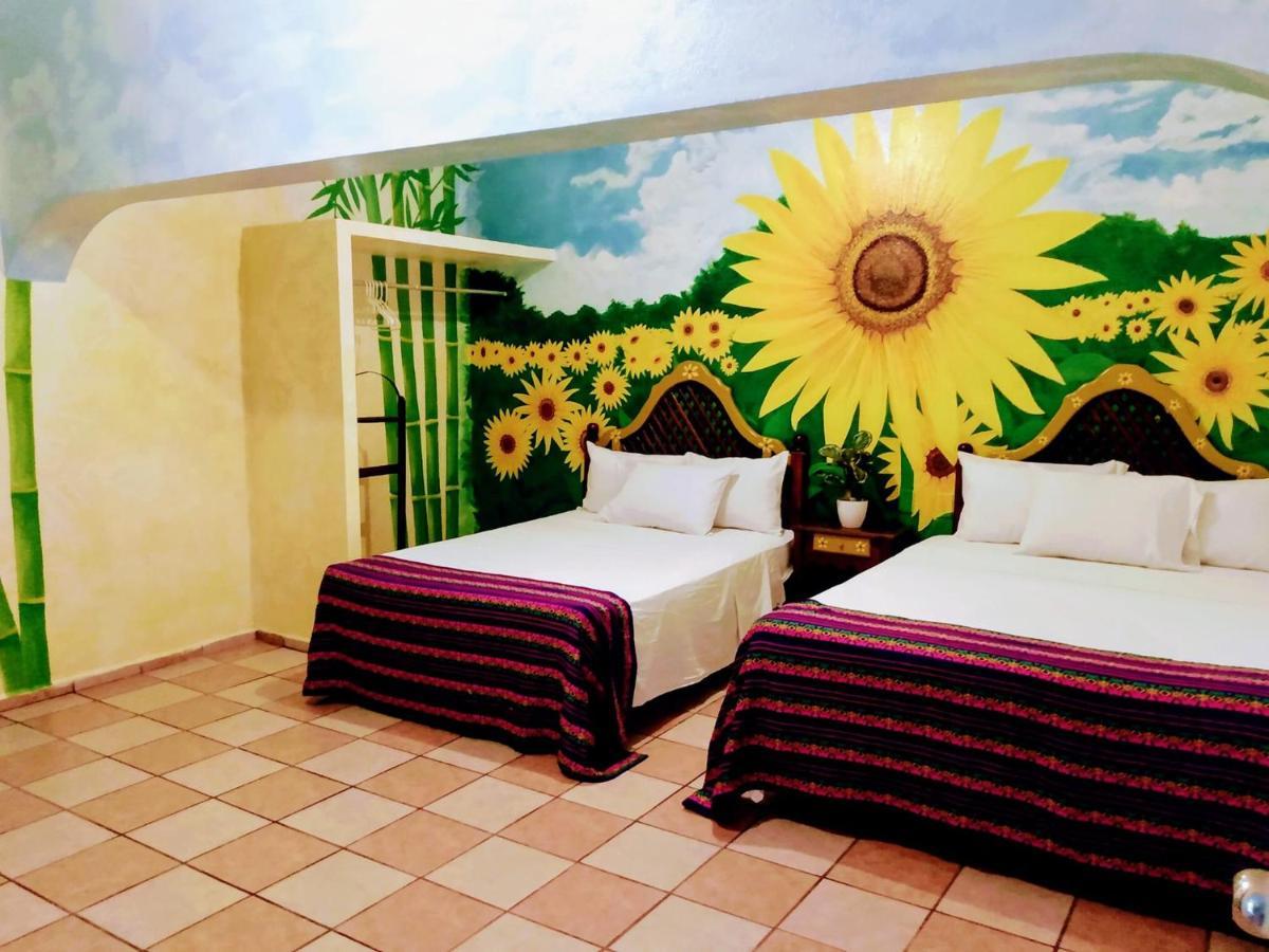 Hotel Esmeralda タンピコ エクステリア 写真