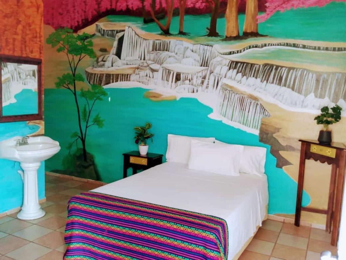 Hotel Esmeralda タンピコ エクステリア 写真