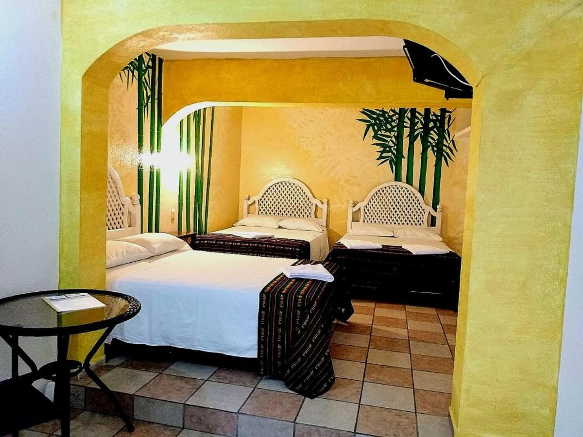 Hotel Esmeralda タンピコ エクステリア 写真